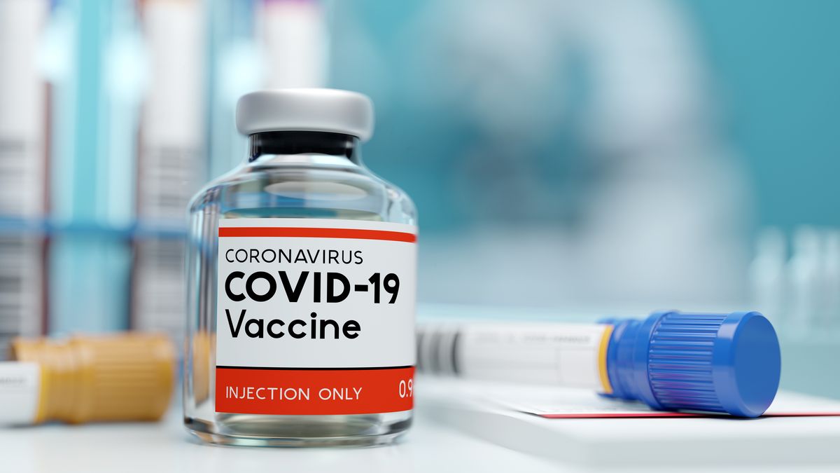 Jak zvládneme očkování proti covidu-19? Bude se to vědět do konce roku